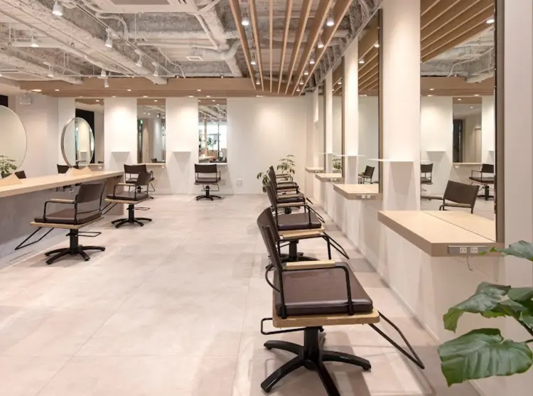 lyann表参道の内観・外観2