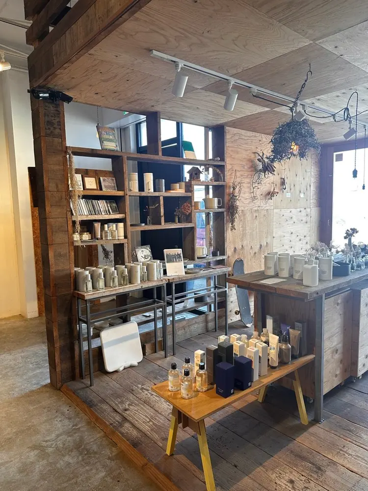 SEESOEの内観・外観1