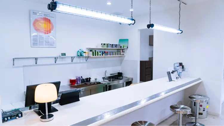 Life is…GOATの内観・外観3