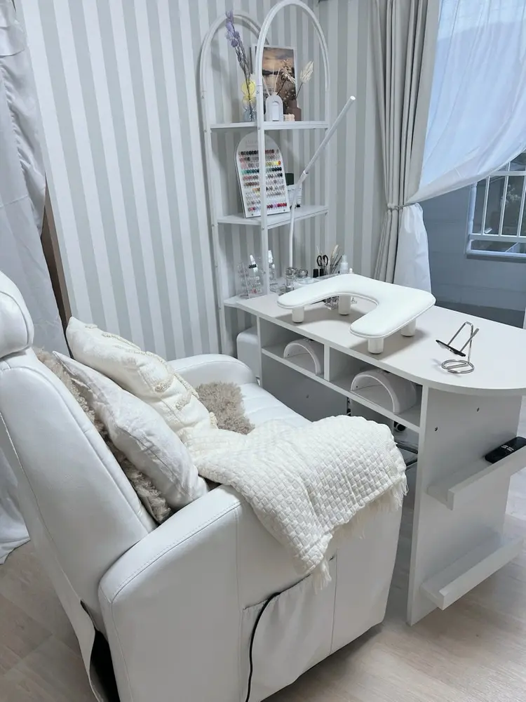 nailsalon colonの内観・外観2