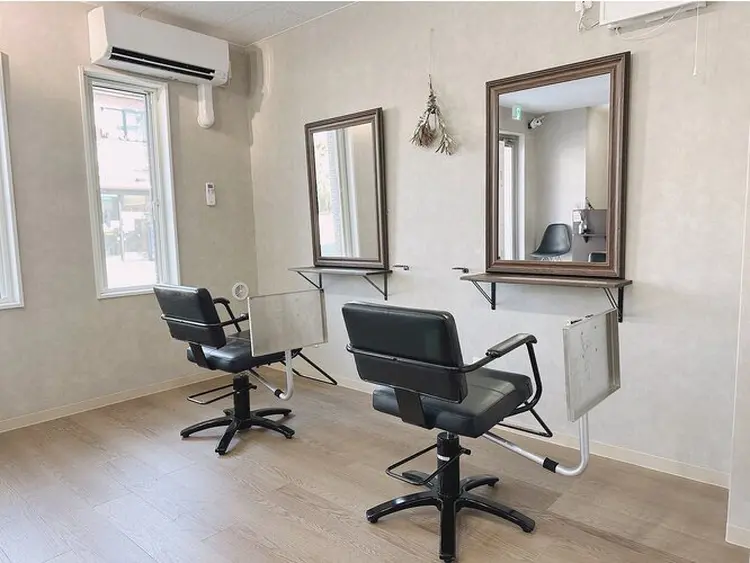 BASE HAIR DESIGN【ベースヘアーデザイン】の内観・外観3