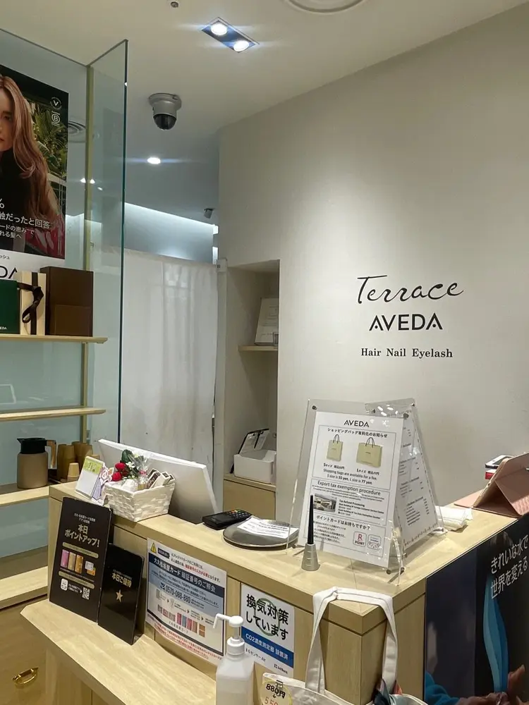 Terrace AVEDA　大丸心斎橋店の内観・外観2