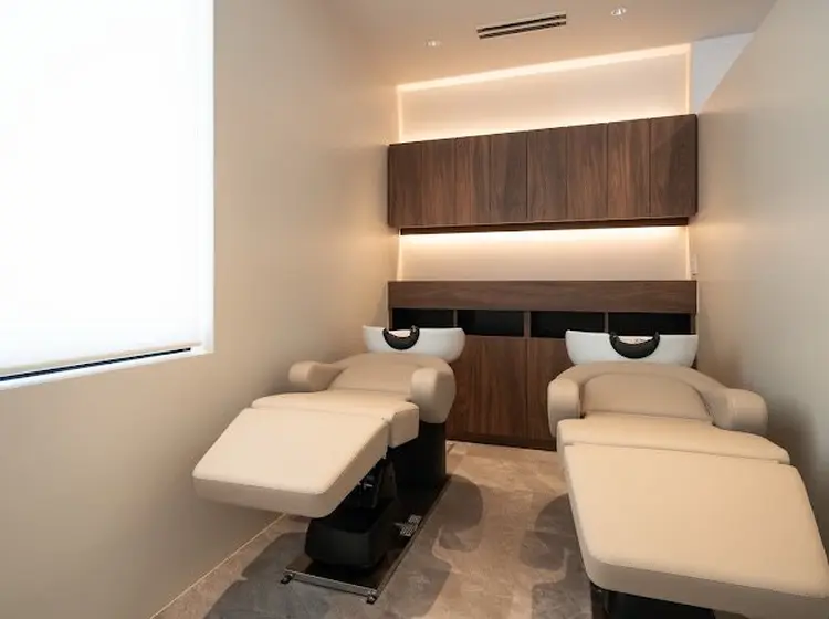 SALOWIN名古屋Suite店の内観・外観3