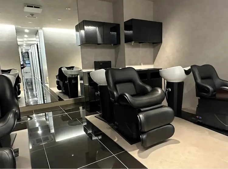 HARUKI  MINATO Japan広島紙屋町店の内観・外観2