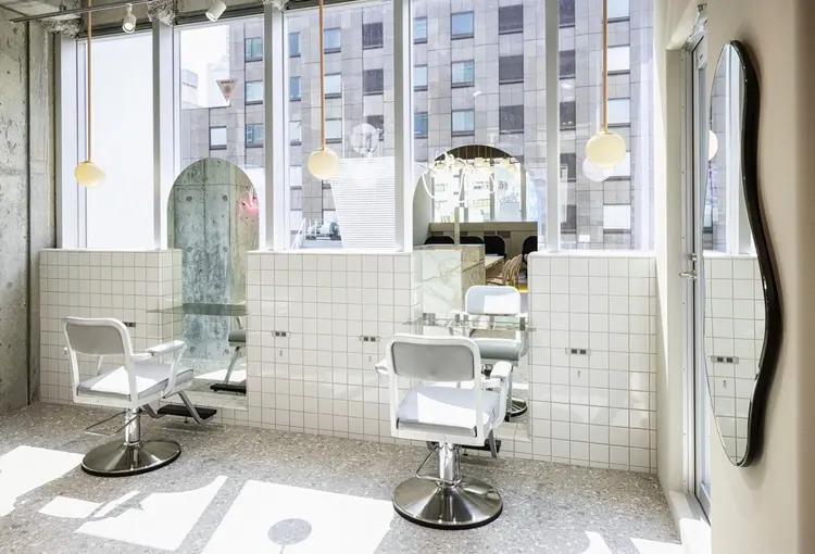 髪質改善サロン　sea shinjukuの内観・外観2