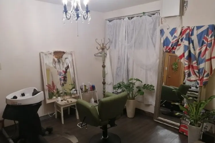 D/iの内観・外観1