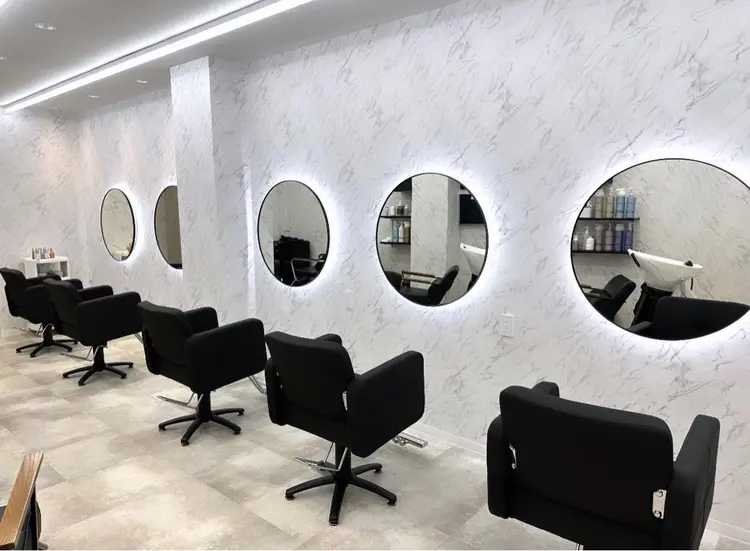 hair salon dot. mooda 韓国風サロン 町田店の内観・外観2