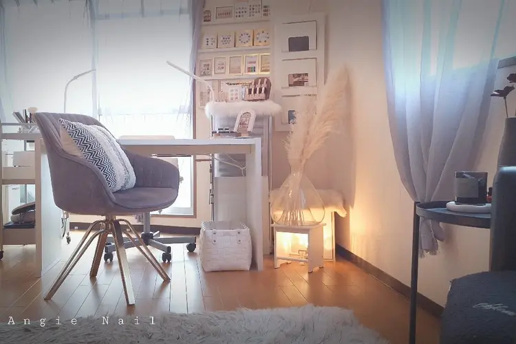 Angie Nail (アンジーネイル)の内観・外観2