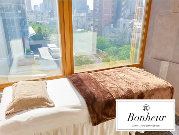 脱毛と美肌の専門店 Skin Serenity Salon Bonheurの内観・外観1