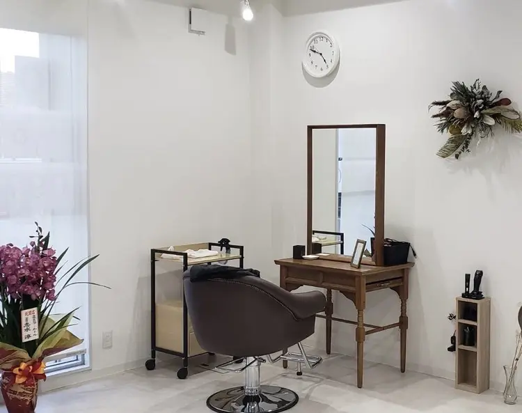 美容室basara敷戸店の内観・外観1