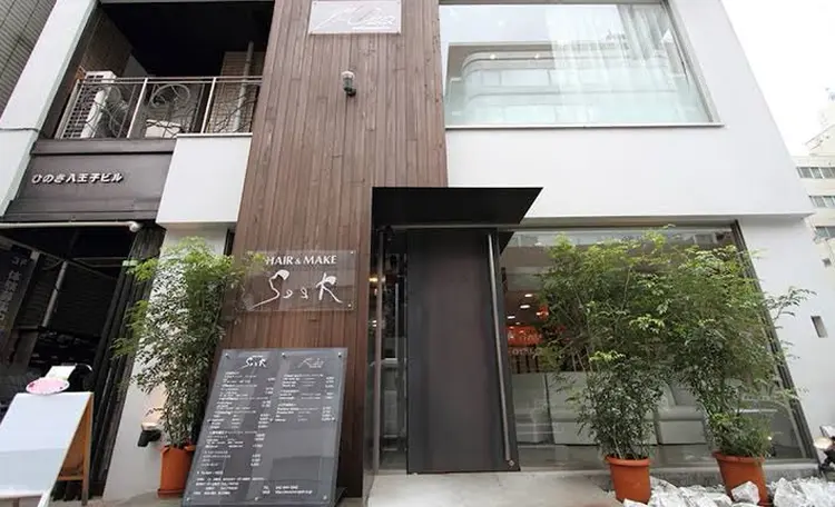 HAIR&MAKE SeeK 八王子店の内観・外観2