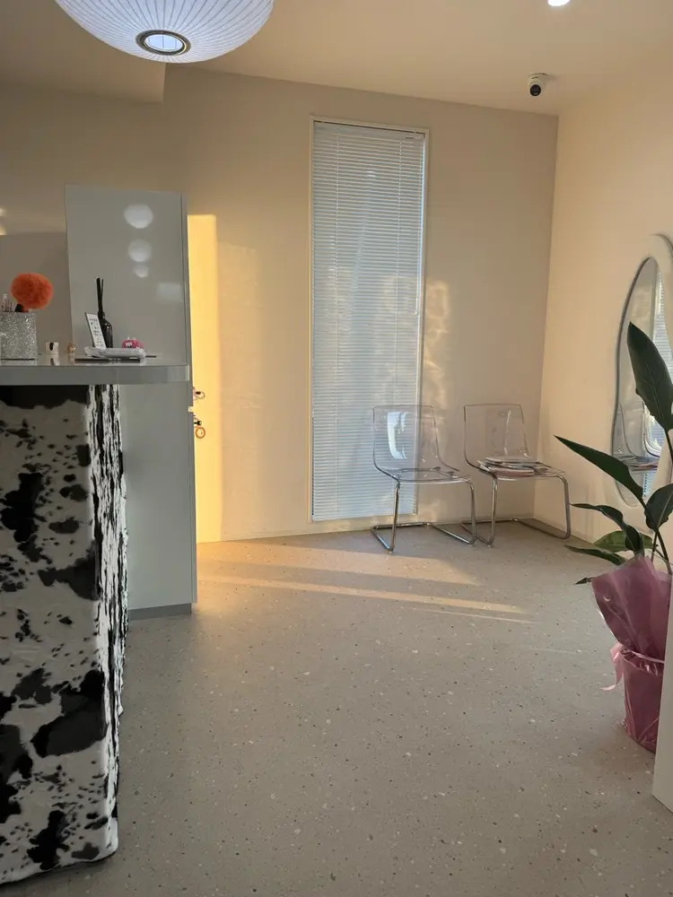 YEAU　PLUSの内観・外観1