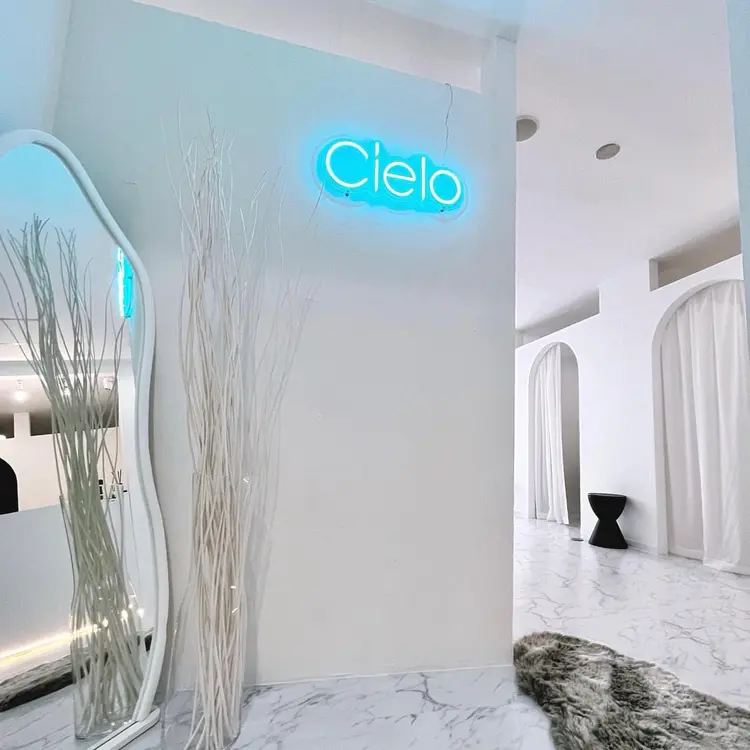 cieloオアシス店の内観・外観1