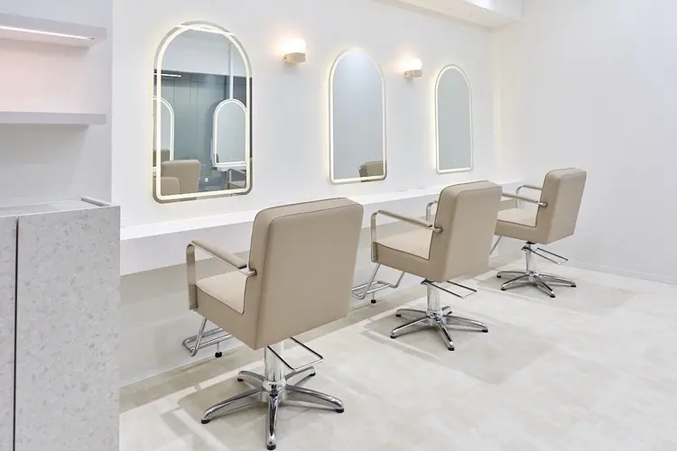 IVEの内観・外観1