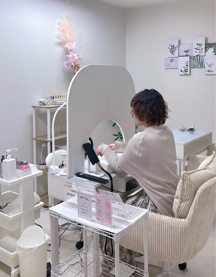 SHILON NAIL （非対面ネイルサロン）の内観・外観2