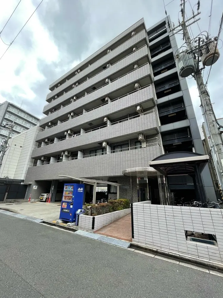 大阪府吹田市ネイルサロンYetの内観・外観2