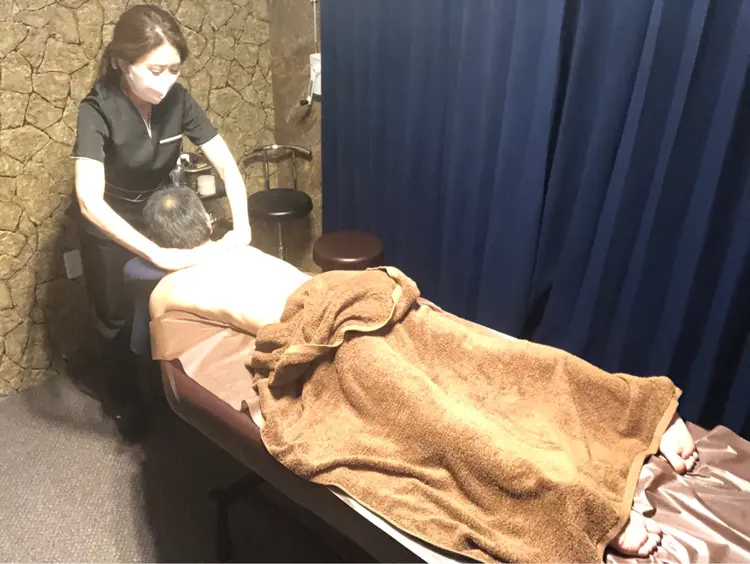 メンズ専用サロンSAMURAIの内観・外観1