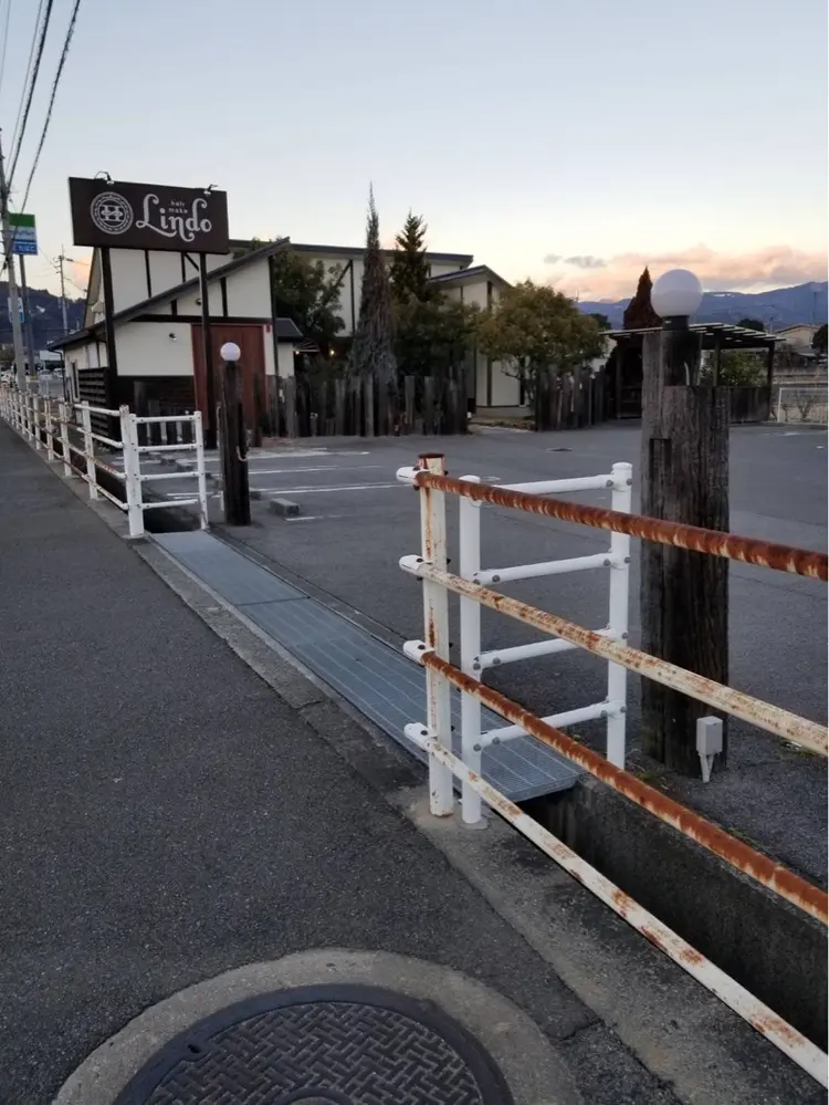 hairmake Lindoの内観・外観1