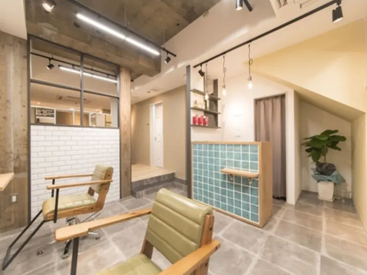 Hair Make caro treの内観・外観1