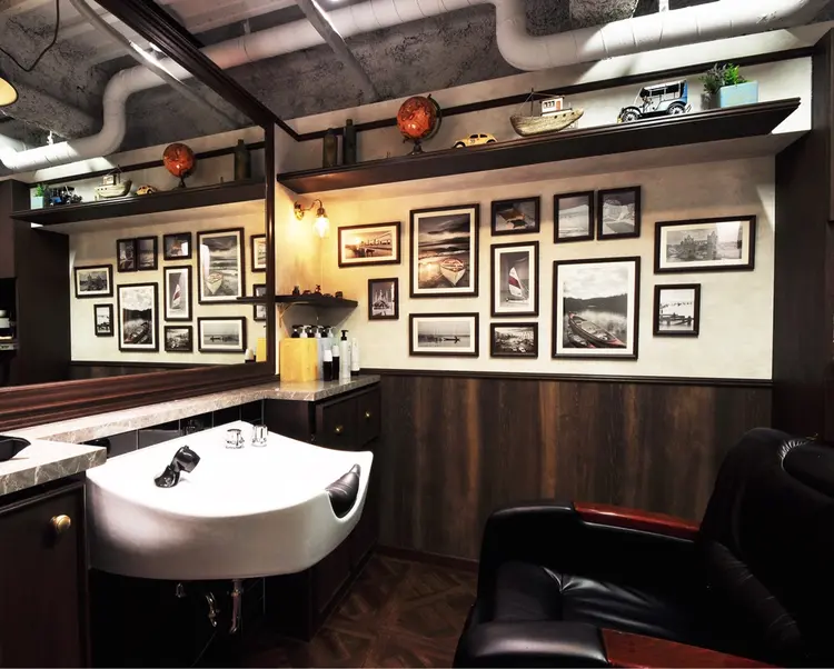 LAVIE NEW STANDARD BARBER HANARE 新宿店の内観・外観2