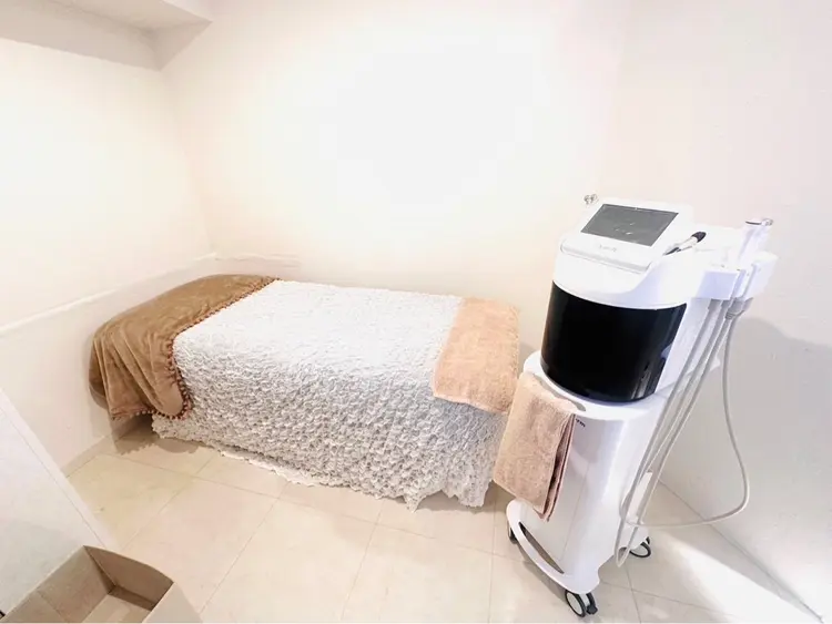 Glowup Beauty丸の内店の内観・外観3