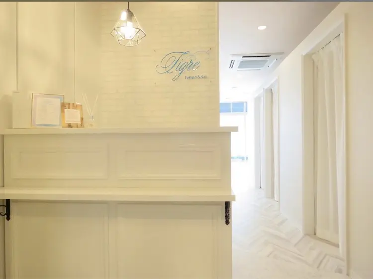 Tigre Eyelash&Nail 下通店の内観・外観1