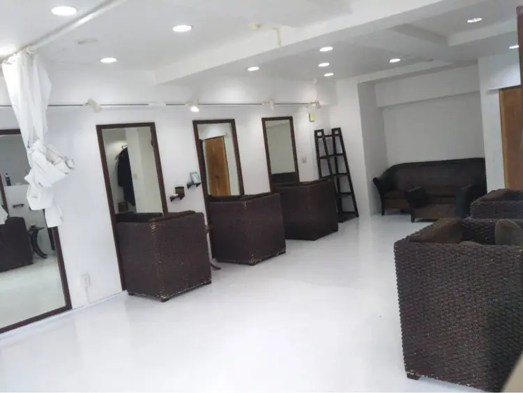 Dua by Hair Designers Galleryの内観・外観3