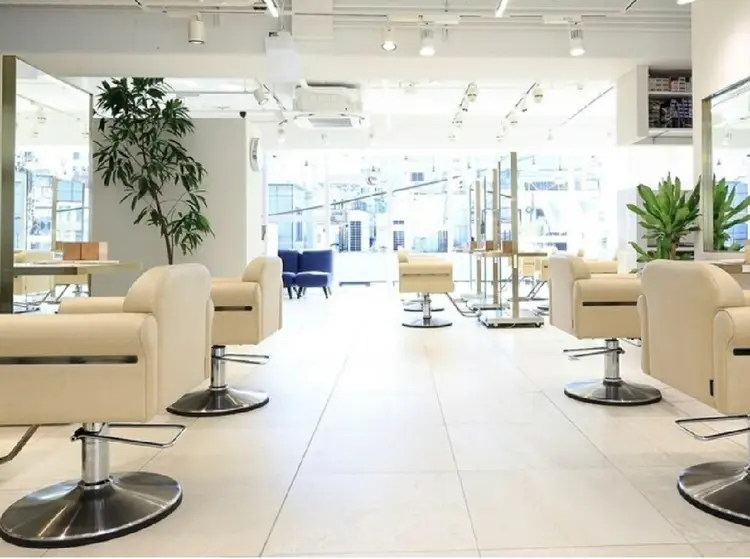 &STORIESの内観・外観1