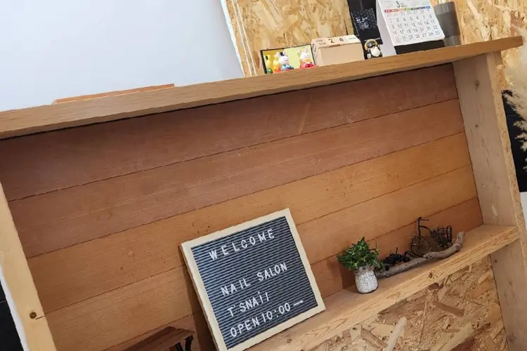 T's nailの内観・外観1