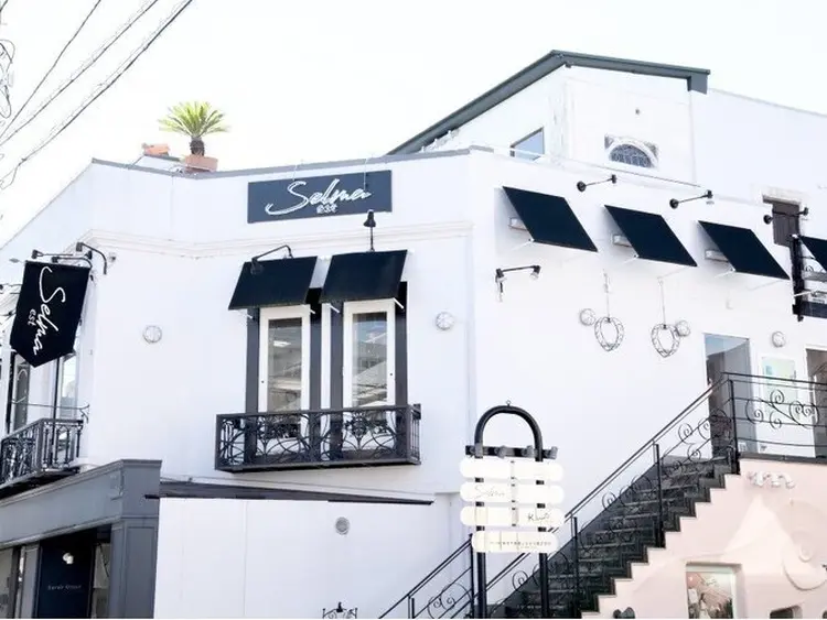 est hair selma 自由が丘店の内観・外観2