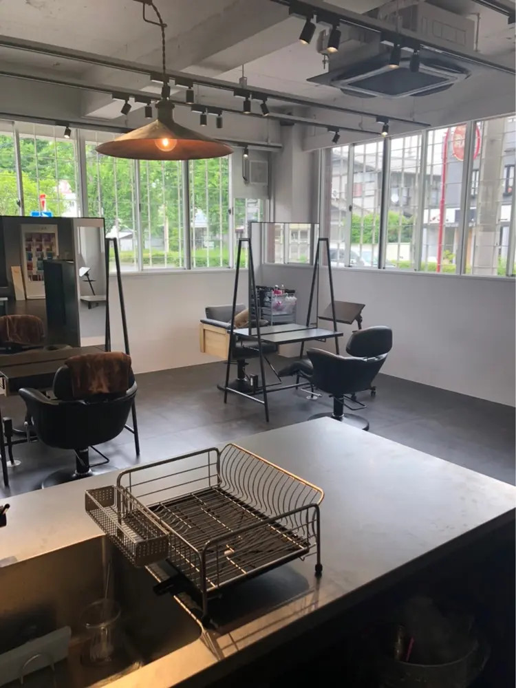 hair comfort GRNDFLEURの内観・外観2