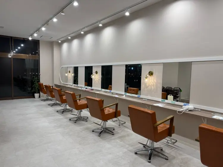 HAIR  SALON  I'LLの内観・外観1
