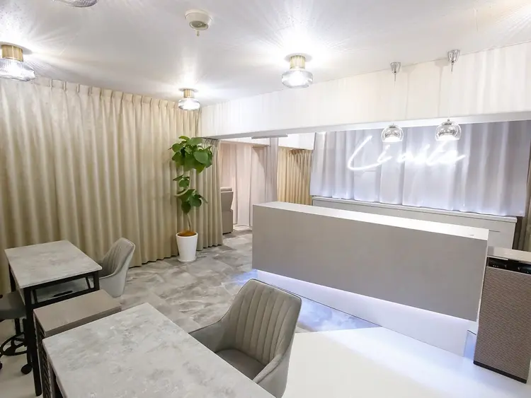 Li aile eye&nail 上本町店の内観・外観1