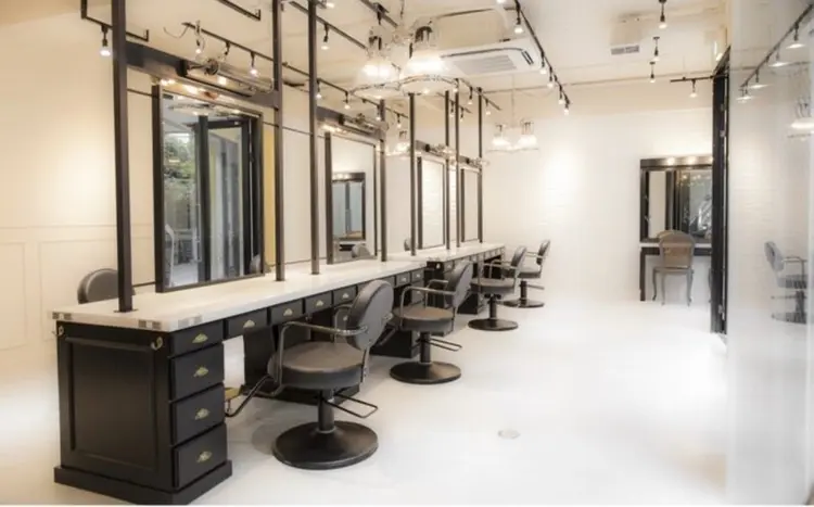 trail by ROVERの内観・外観2