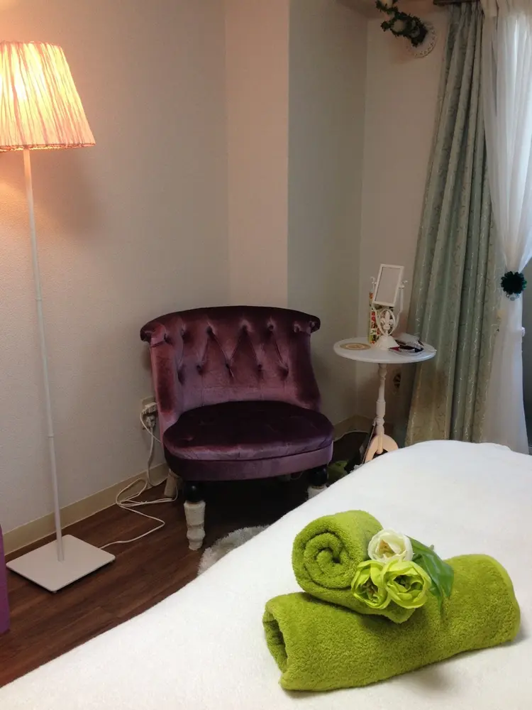 横浜ビューティーファクトリーHANA元町店の内観・外観2