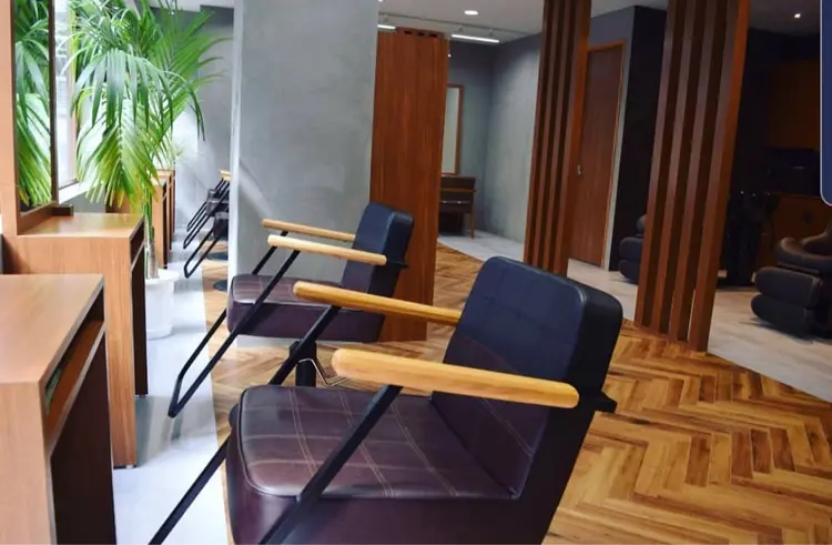 5:8の内観・外観3