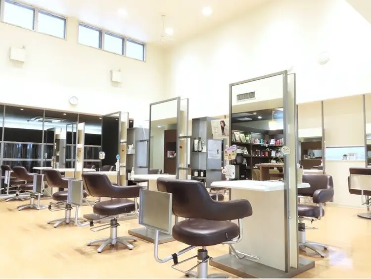 LIPPUL QOTの内観・外観2