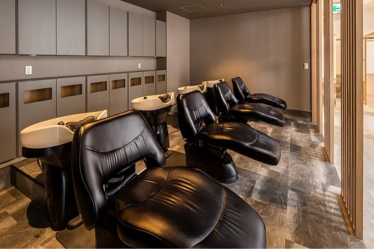 GO TODAY シェアサロン 名古屋店の内観・外観2