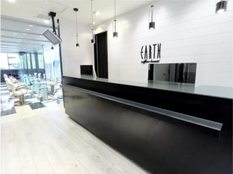 EARTH coiffure beaute ふじみ野店の内観・外観1