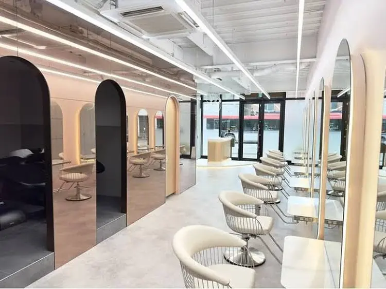 Lond  idealの内観・外観2