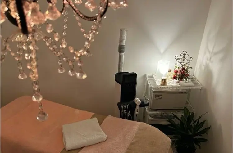 メナード　ペルラジョーネ店の内観・外観2