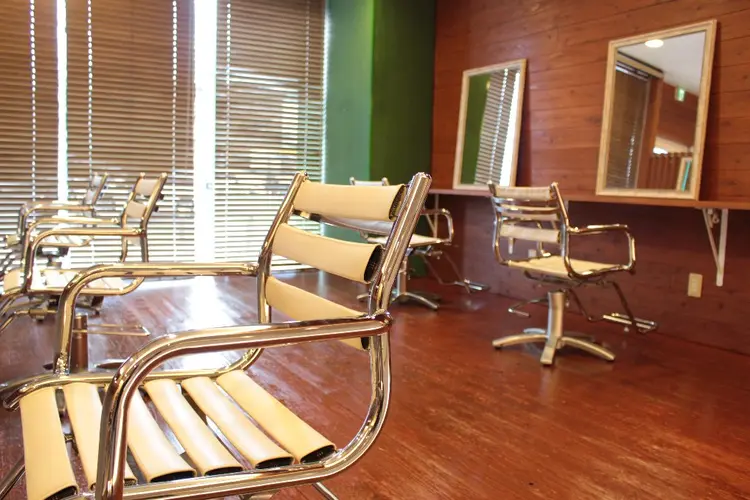 髪質改善＆トリートメントヘアメイクピールアークの内観・外観1