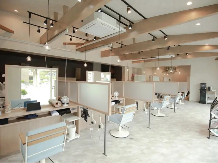HAIR BEAUTY Plaserの内観・外観2
