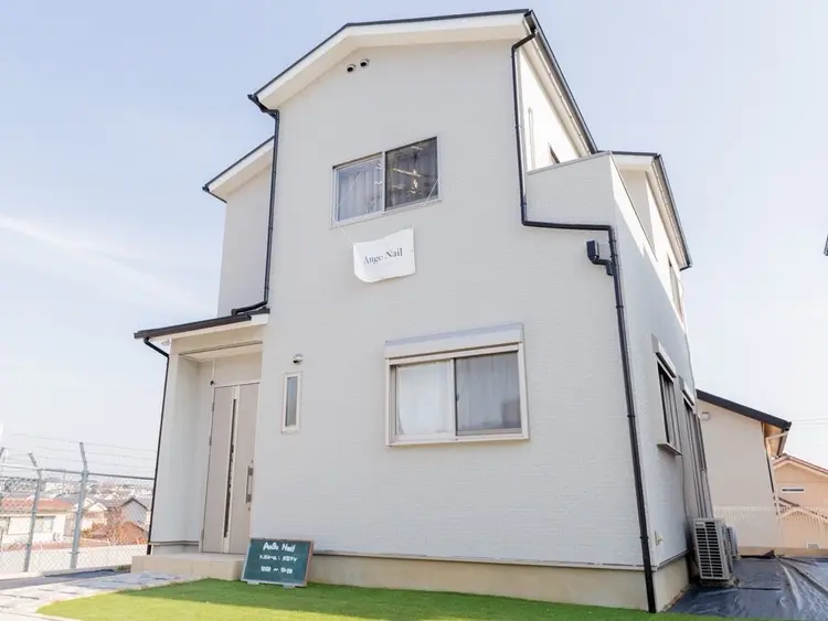 Ange nailの内観・外観1