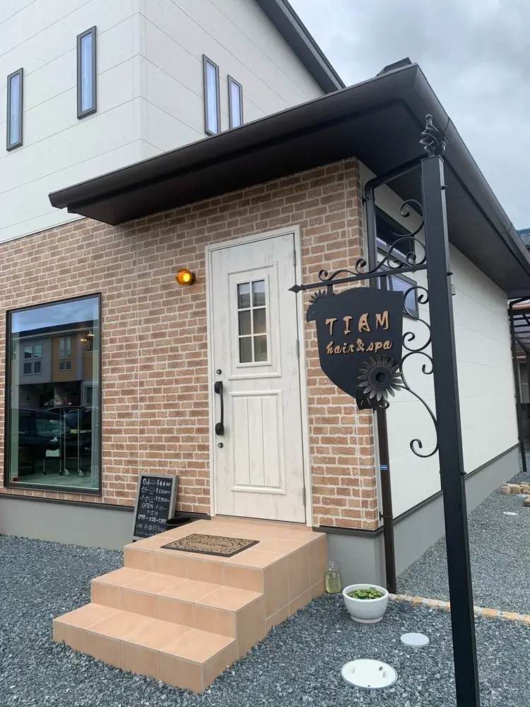 TIAM  hair&spaの内観・外観1