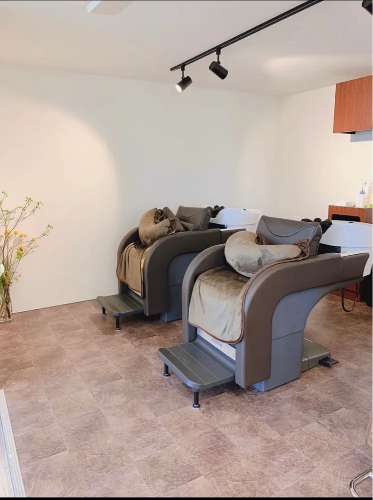 CUT純の内観・外観2