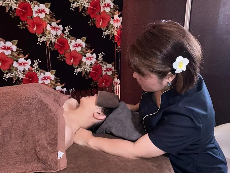 リラネイルの内観・外観3