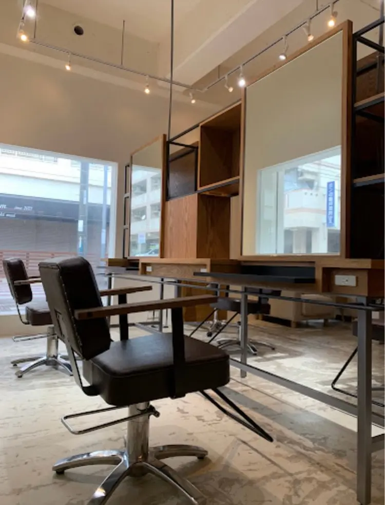 Hair Design anoneの内観・外観2