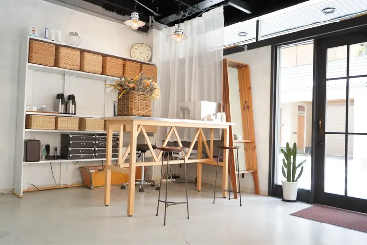 fonの内観・外観1