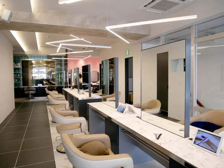 EARTH 浦和店の内観・外観2